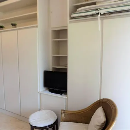 Georges De Didonne - Tres Sympa - Proche Et Centre - *